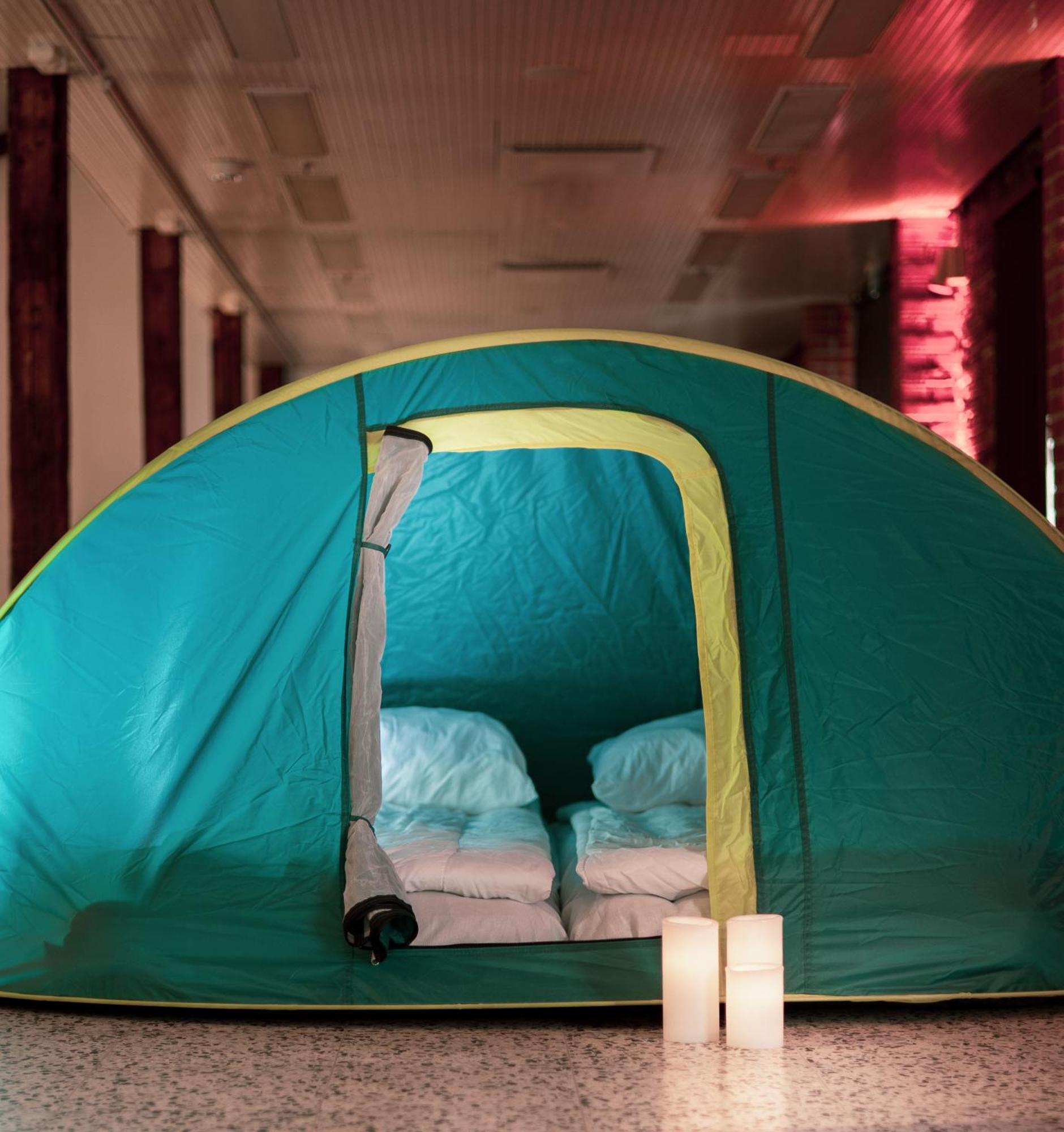Indoor Camping Helsinki 호텔 외부 사진
