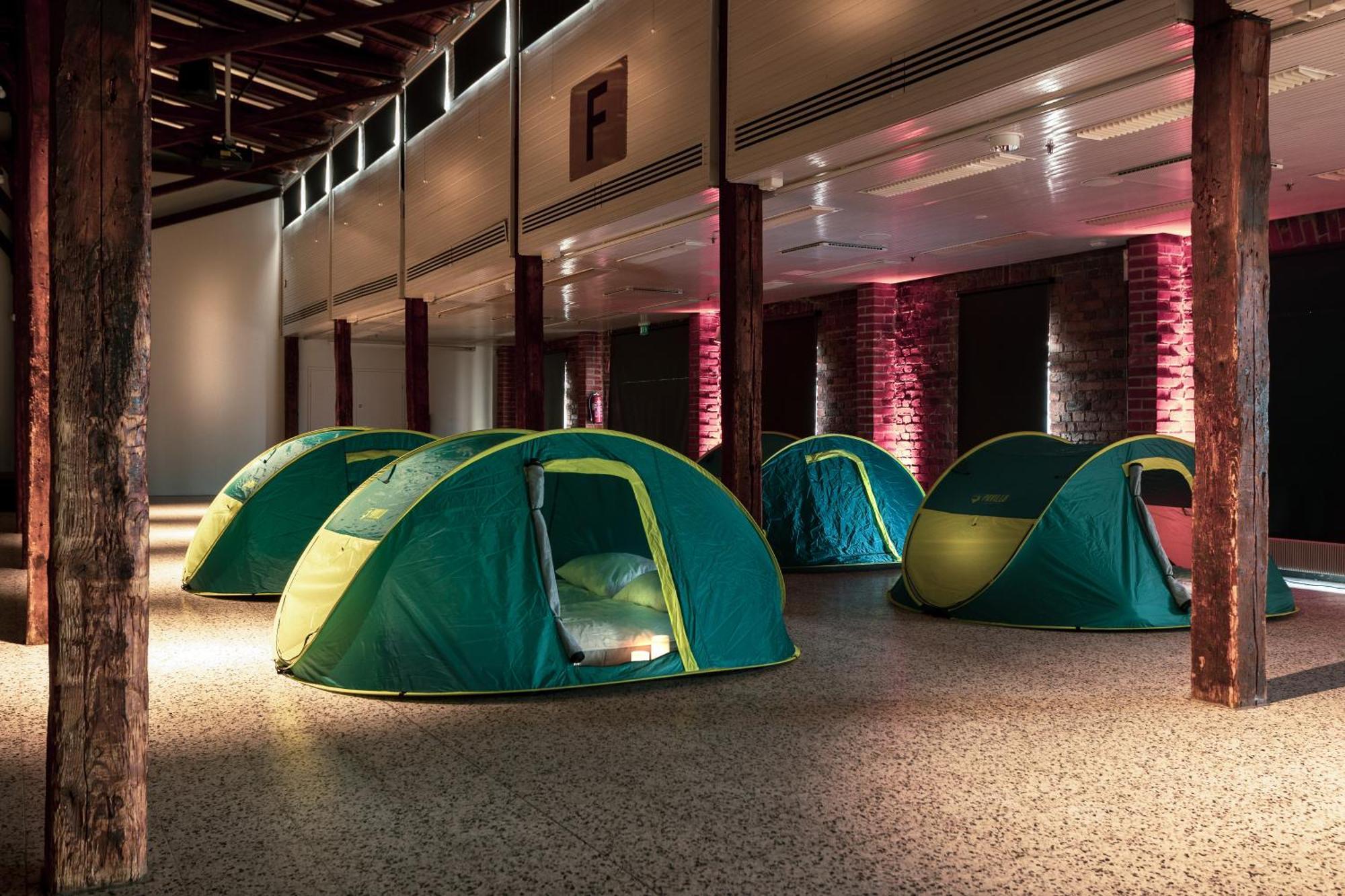 Indoor Camping Helsinki 호텔 외부 사진